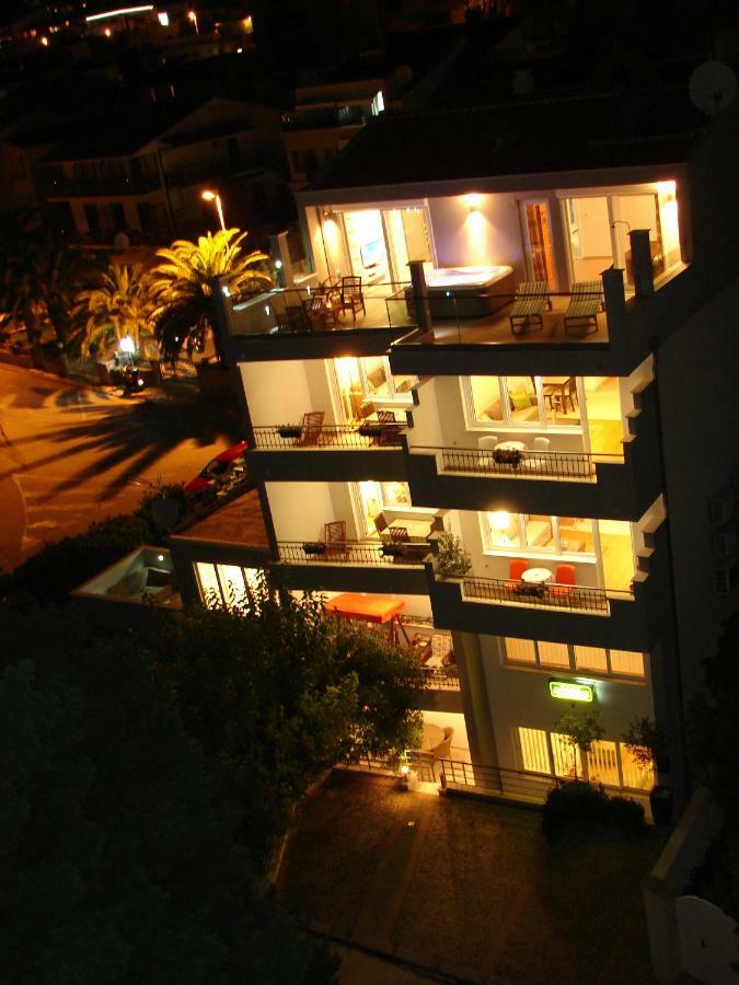 App Lux F Apartment Makarska Bagian luar foto
